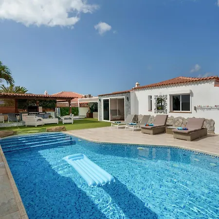 Casa Zara Willa *